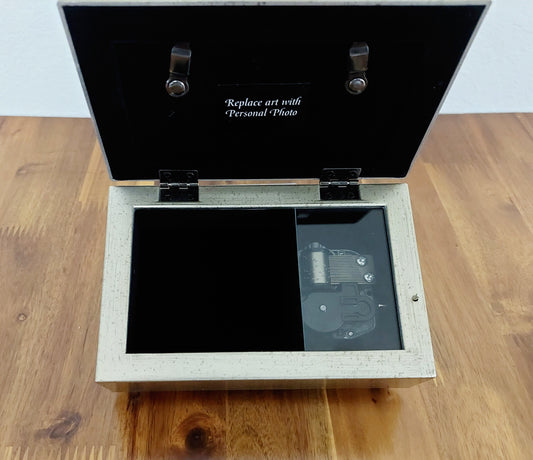 Woodgrain Petite Music Box 2